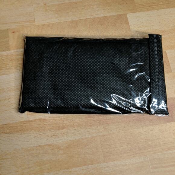 Aimee Kestenberg Marietta Flat Wallet - NWT - Picture 9 of 9